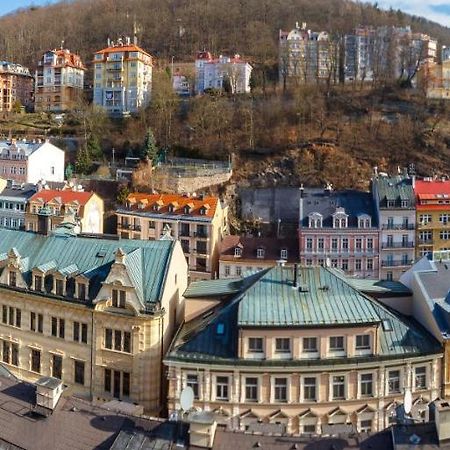 Karlovy Vary Zamecky Vrch Apartment ภายนอก รูปภาพ