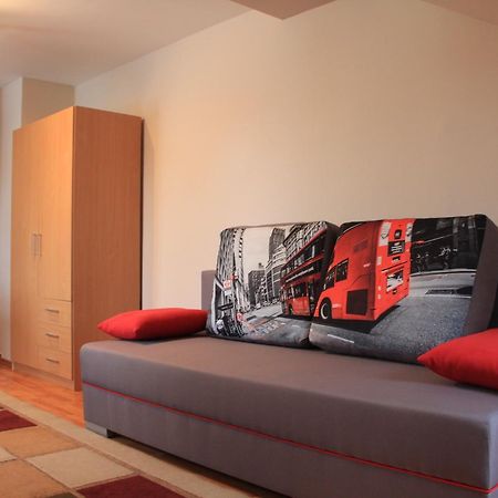 Karlovy Vary Zamecky Vrch Apartment ภายนอก รูปภาพ