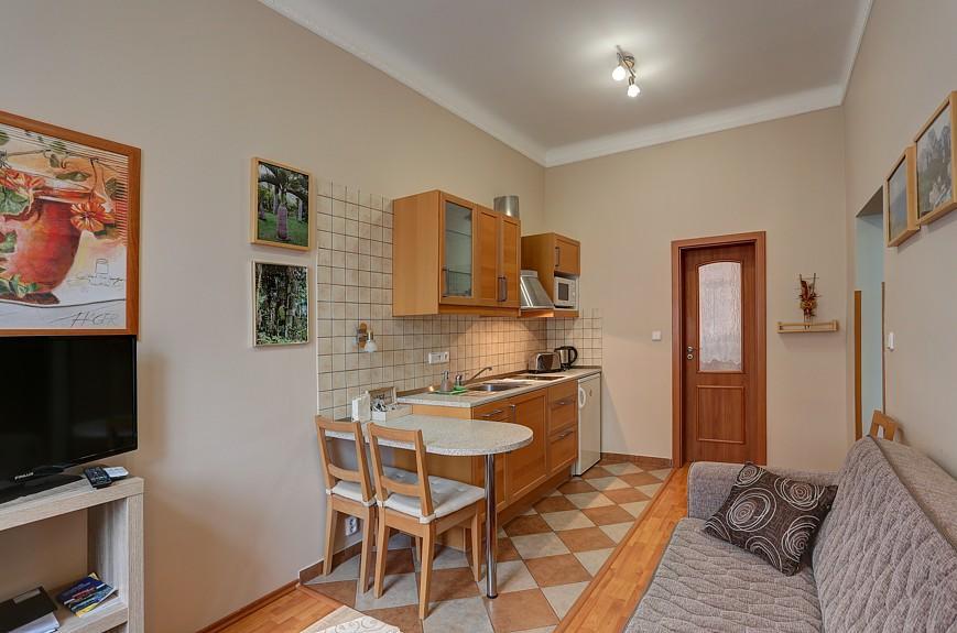 Karlovy Vary Zamecky Vrch Apartment ภายนอก รูปภาพ